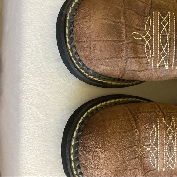 Ariat boots - Picture 8 of 8